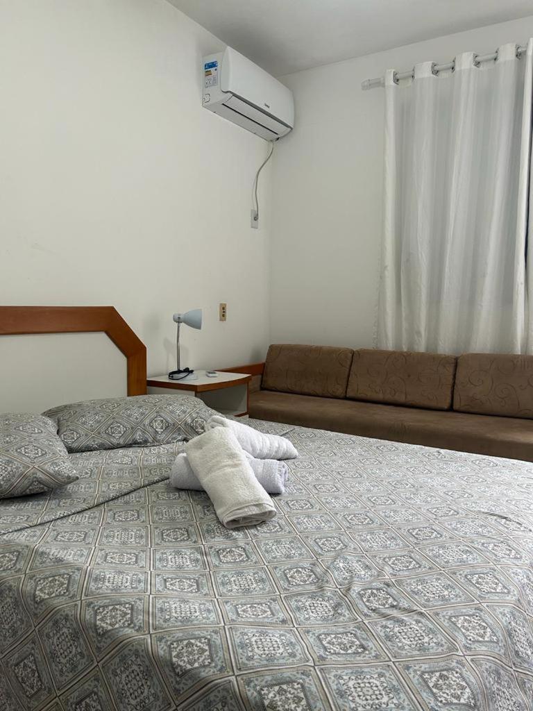 Apto Com Churrasqueira - 60 Metros Do Mar!!! Canasvieiras ฟลอเรียนอโปลิส ภายนอก รูปภาพ